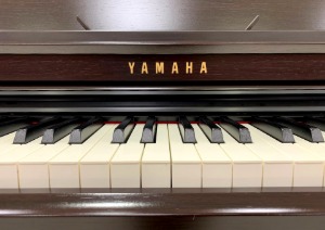 야마하 디지털피아노 clp625 매장진열상품 20% 할인판매 완료